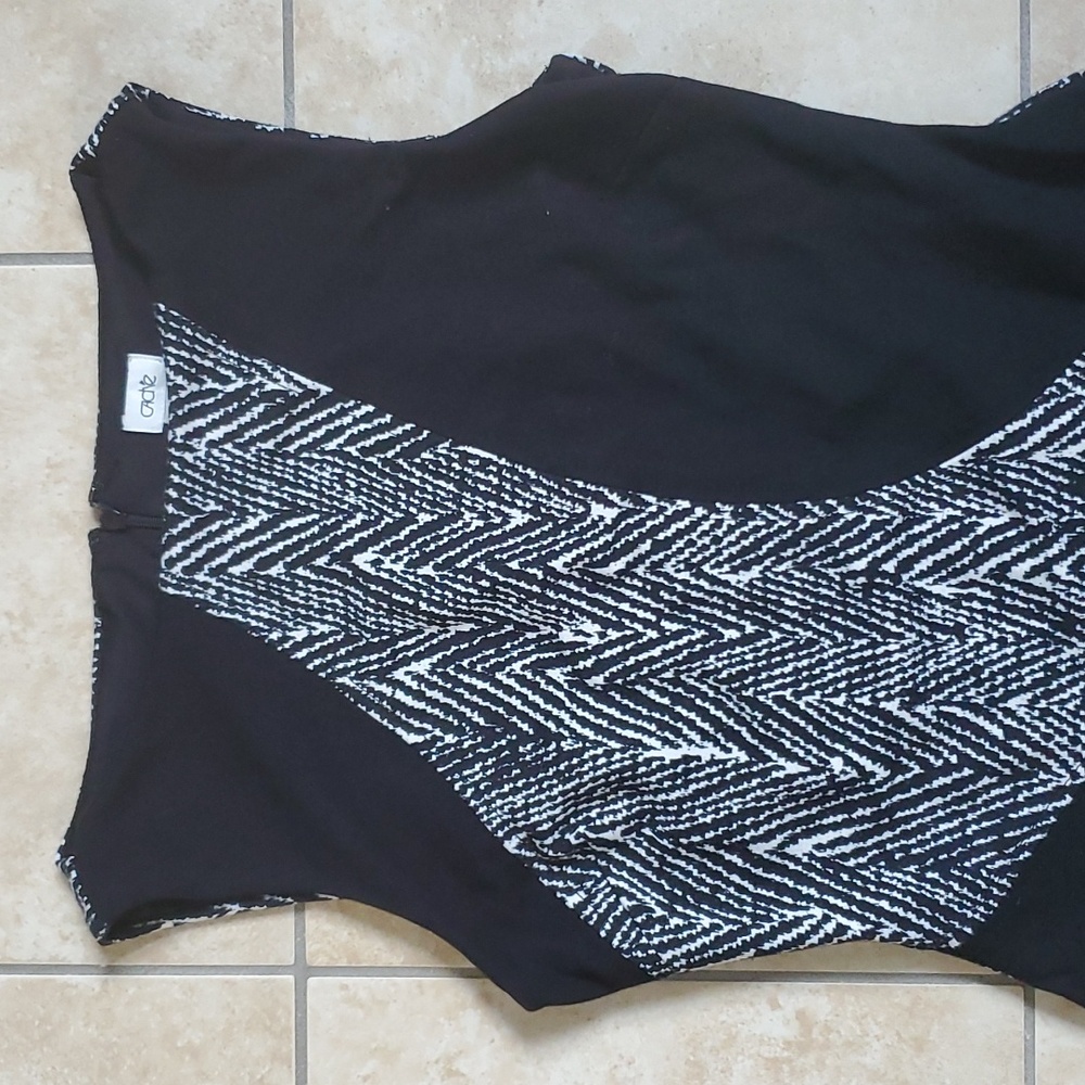 Cache Black White Sleeveless Midi Dress sz 4 - Picture 2 of 7